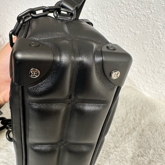 Louis Vuitton Black Leather Limited Edition Soft Trunk Shoulder Bag - Picture 6 of 11